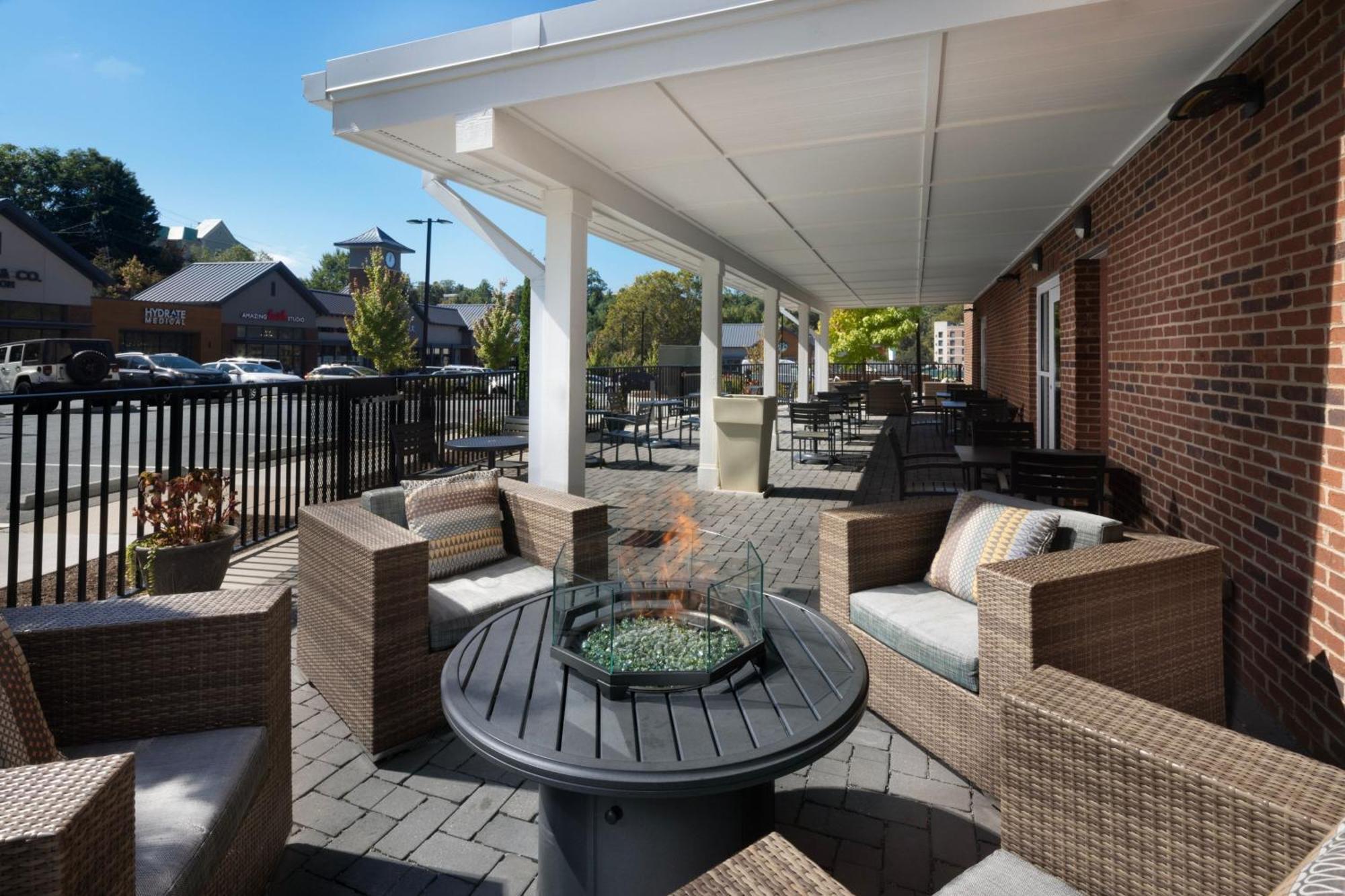The Scenic Hotel At Biltmore Village Ашвил Екстериор снимка